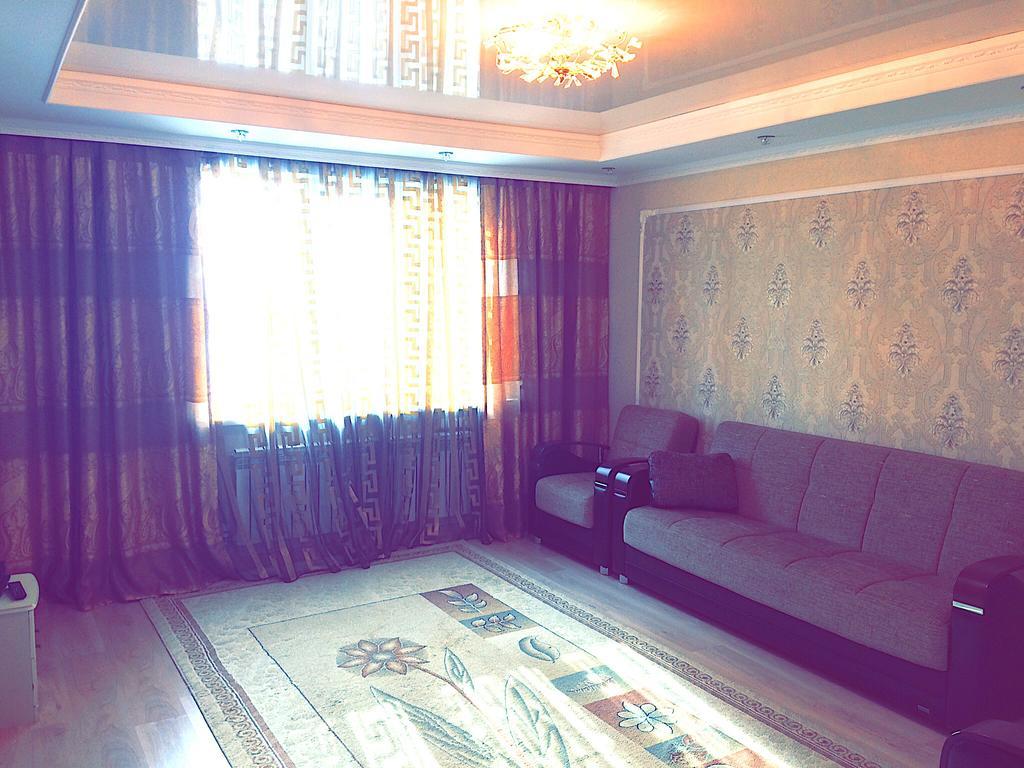 Vremena Goda Apartment In Astana Extérieur photo
