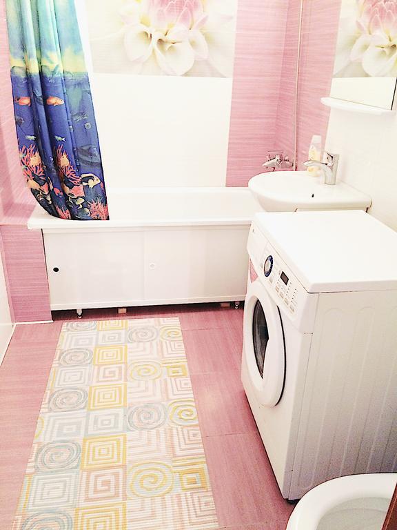 Vremena Goda Apartment In Astana Extérieur photo